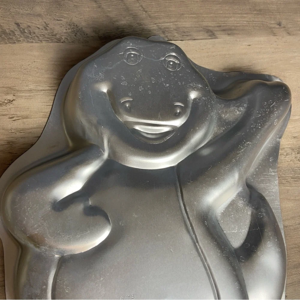 1993 Wilton Barney‎ the Purple Dinosaur Cake Pan  #2105-6713